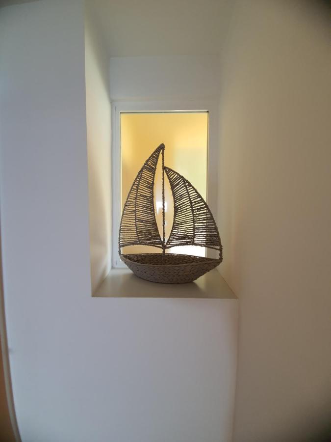 Amazing Luxe Seaview Beach 萨洛 外观 照片